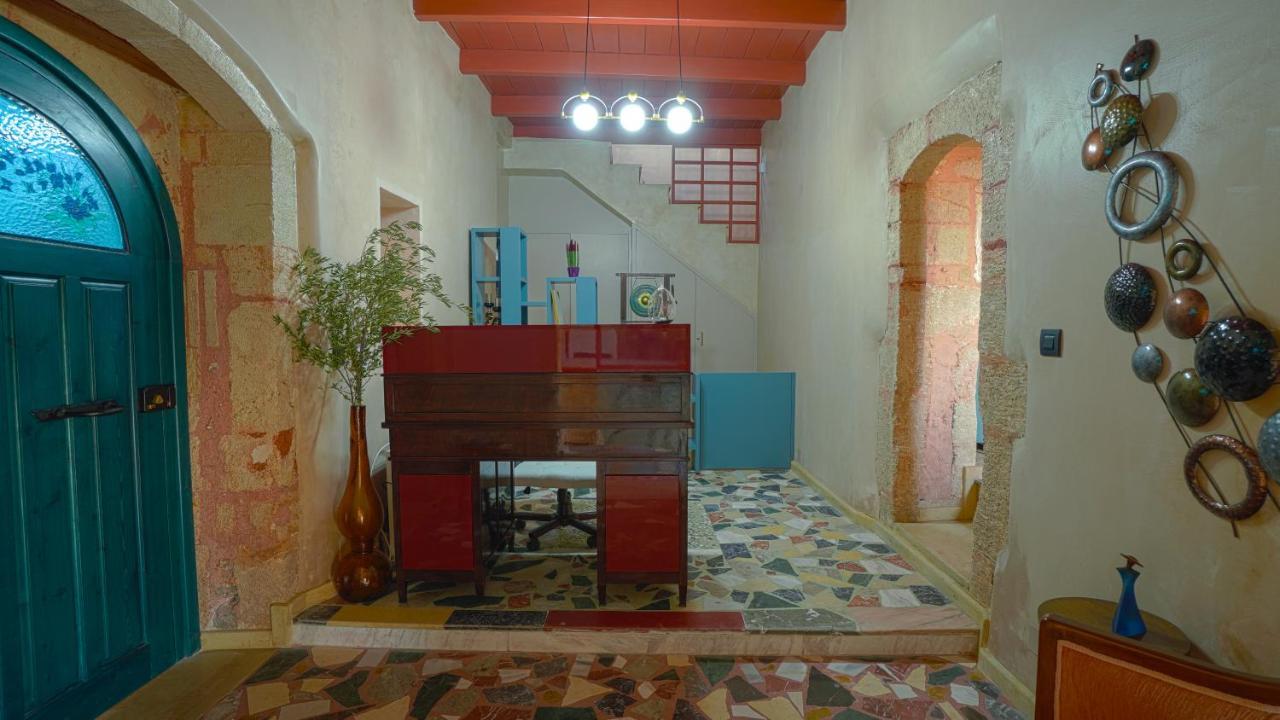 Youth Of Dope Supreme Hostel Khordhákion 외부 사진